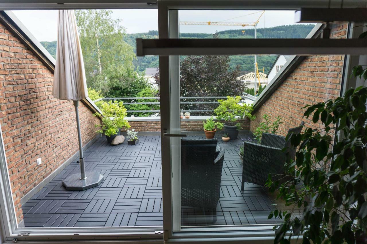Moderne 70 Qm Wohnung Mit Grosser Dachterrasse Kinheim Екстериор снимка