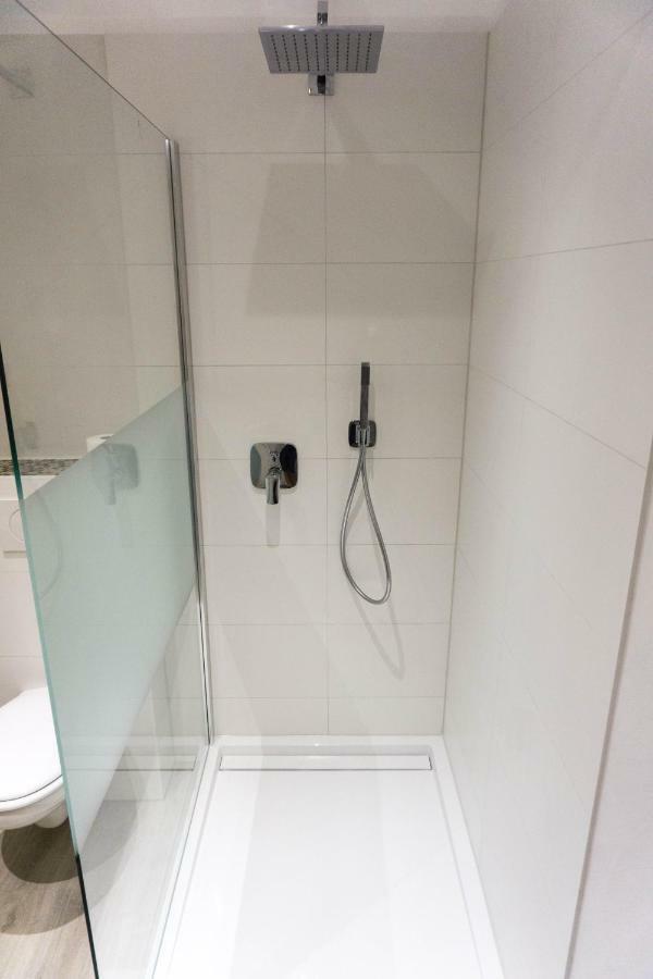 Moderne 70 Qm Wohnung Mit Grosser Dachterrasse Kinheim Екстериор снимка